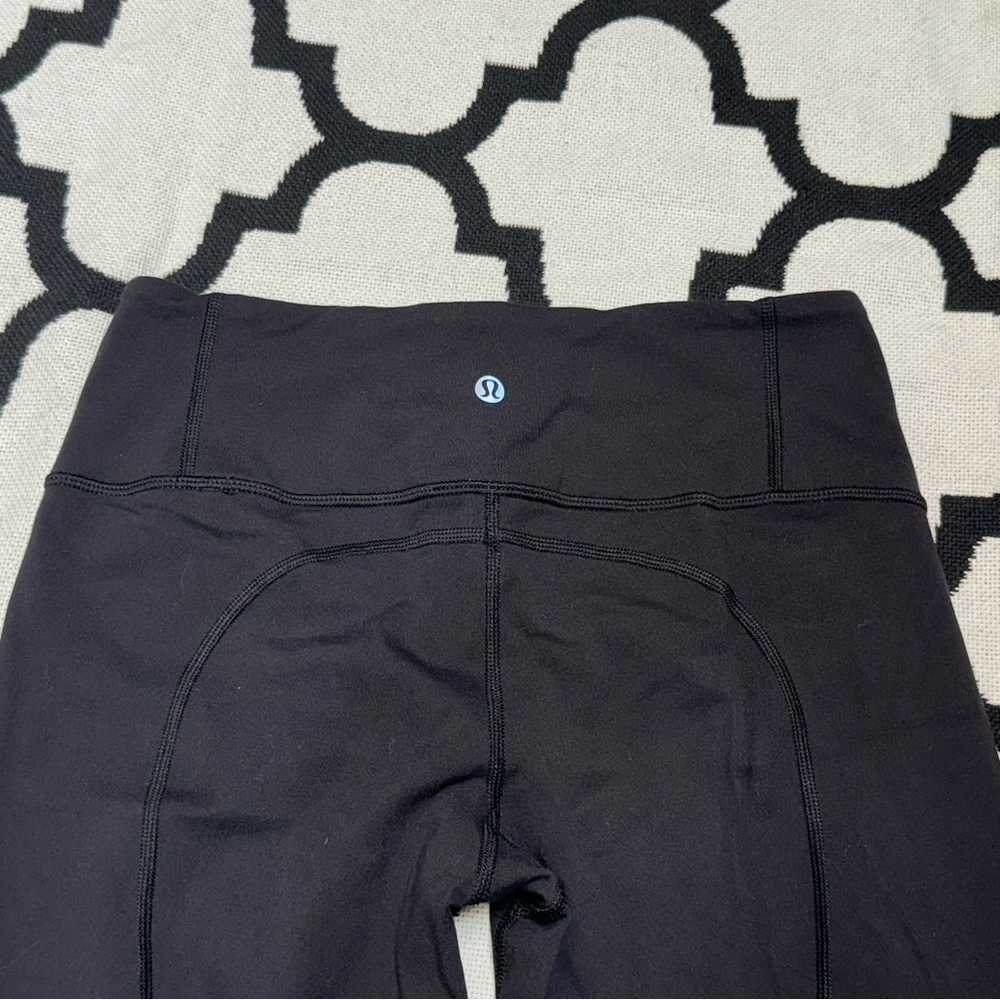 Lululemon High Rise Crop Flares - Small
